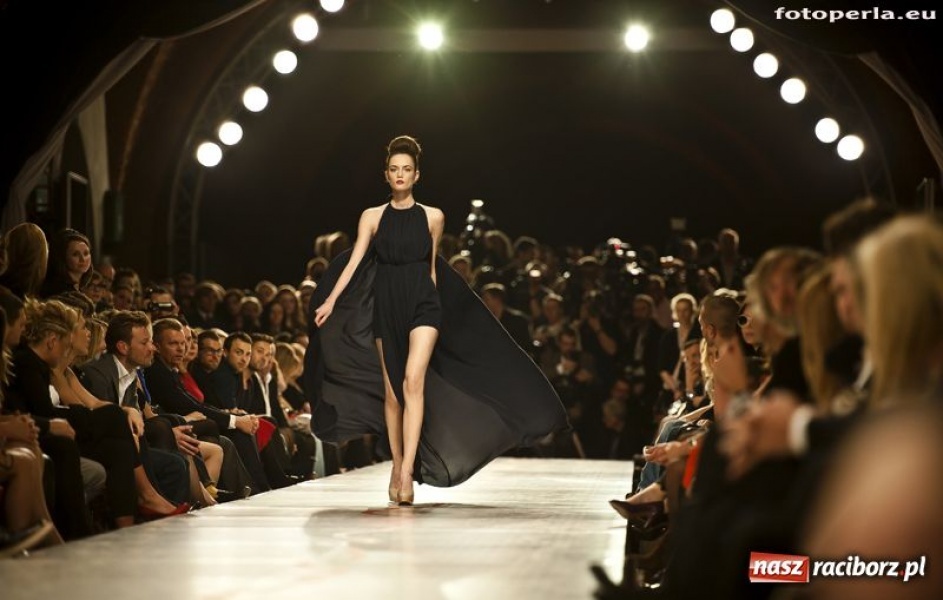 Zdjęcie w galerii na portalu naszraciborz.pl: Raciborski akcent na pokazie La Mania wiadomości z regionu