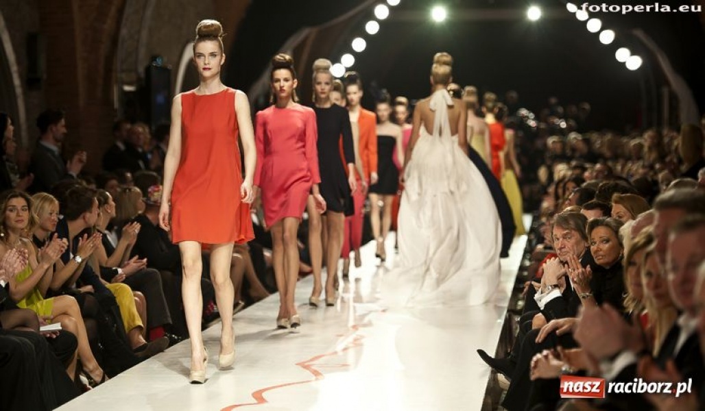 Zdjęcie w galerii na portalu naszraciborz.pl: Raciborski akcent na pokazie La Mania wiadomości z regionu