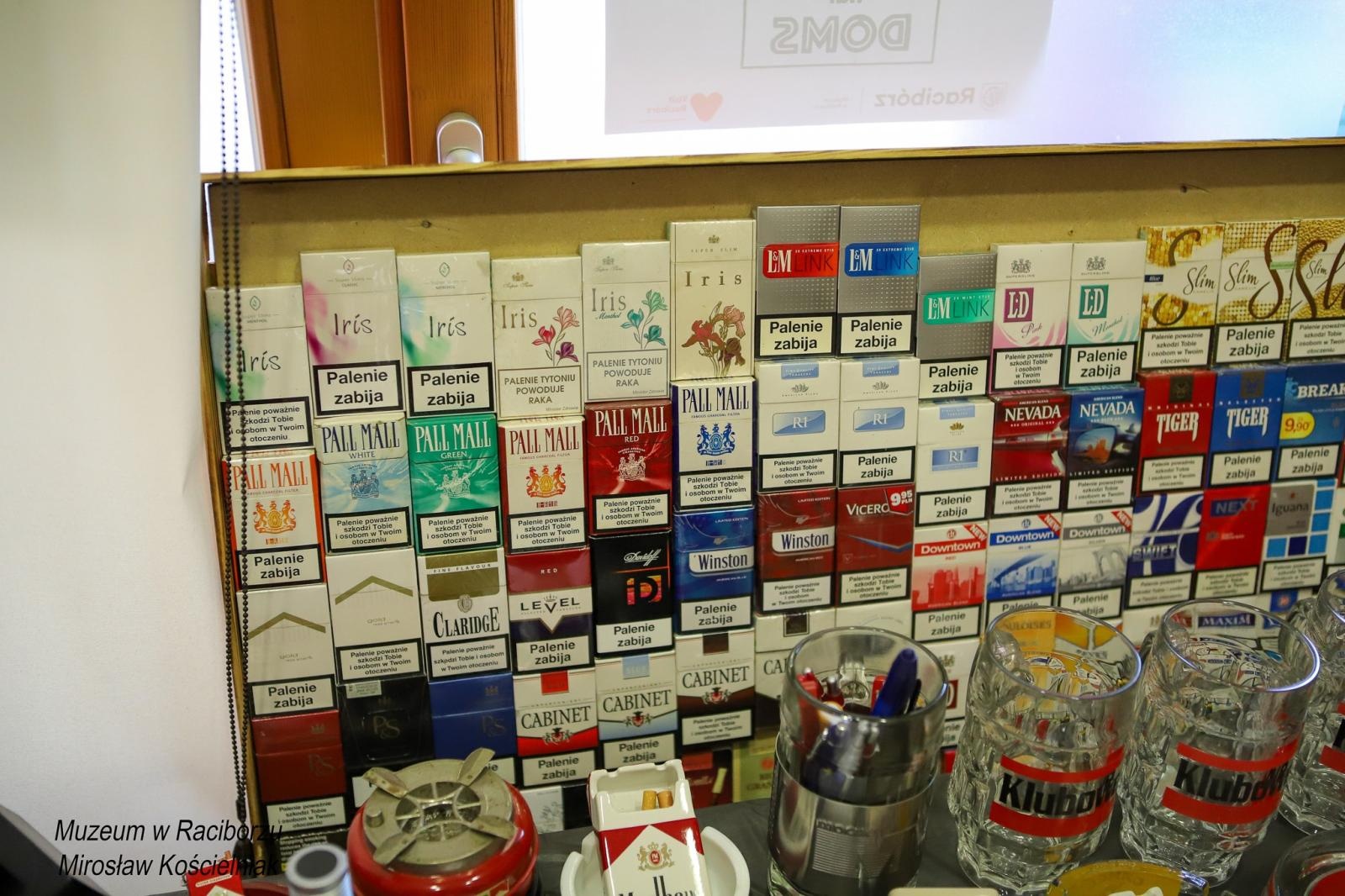 Zdjęcie w galerii na portalu naszraciborz.pl: Skarby Tomasza Pluty z Krzanowic. Zabiegają o nie filmowcy i muzea wiadomości z regionu