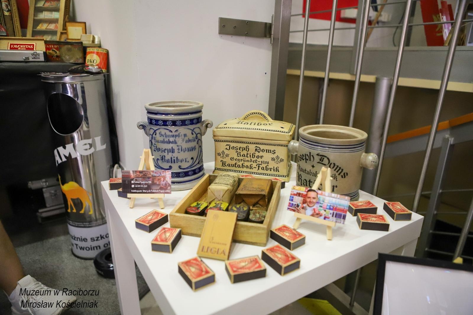 Zdjęcie w galerii na portalu naszraciborz.pl: Skarby Tomasza Pluty z Krzanowic. Zabiegają o nie filmowcy i muzea wiadomości z regionu