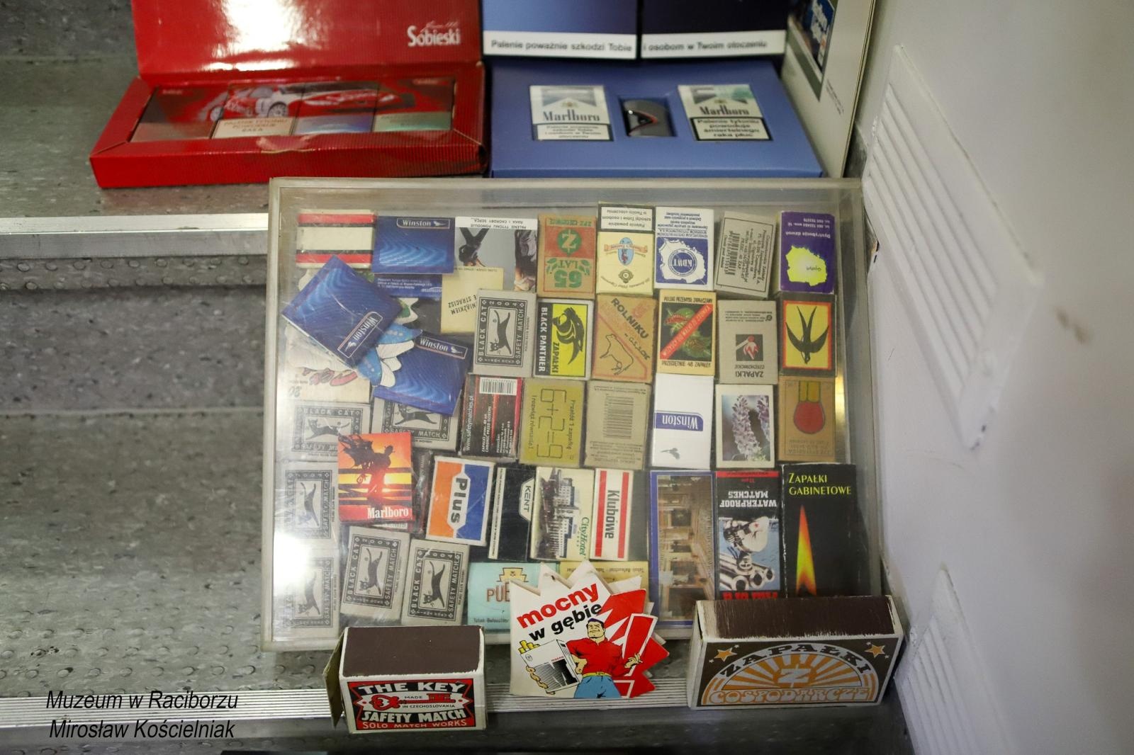 Zdjęcie w galerii na portalu naszraciborz.pl: Skarby Tomasza Pluty z Krzanowic. Zabiegają o nie filmowcy i muzea wiadomości z regionu