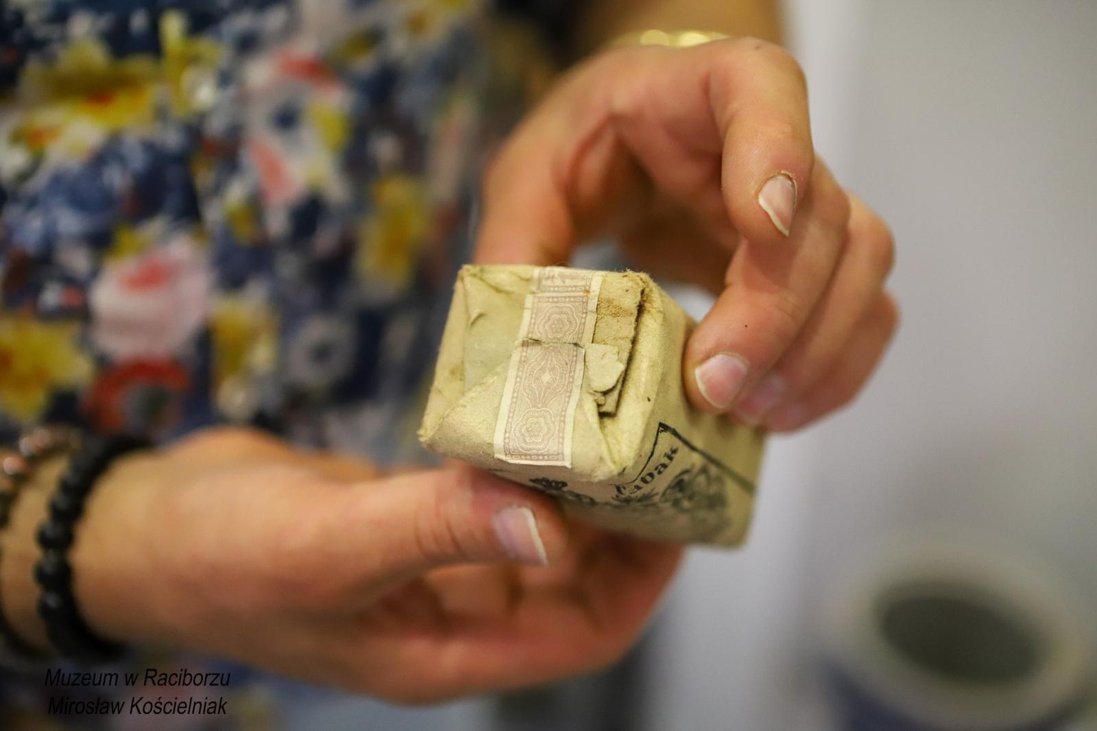 Zdjęcie w galerii na portalu naszraciborz.pl: Skarby Tomasza Pluty z Krzanowic. Zabiegają o nie filmowcy i muzea wiadomości z regionu