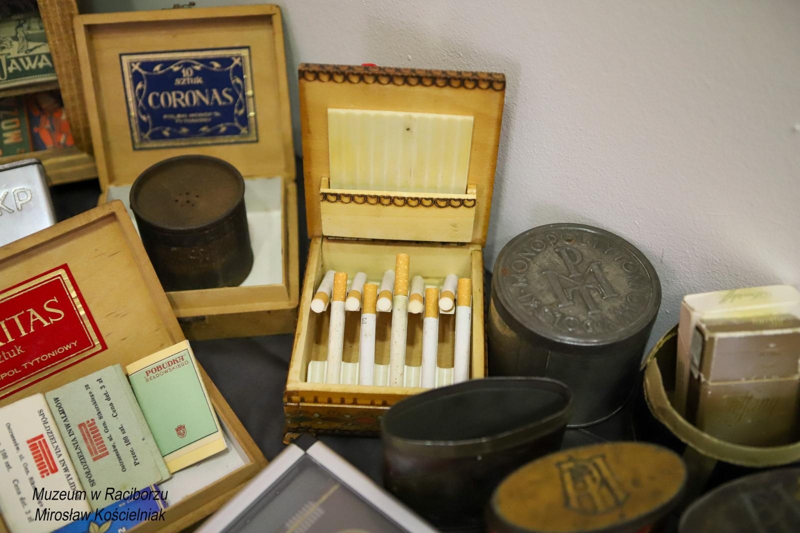 Zdjęcie w galerii na portalu naszraciborz.pl: Skarby Tomasza Pluty z Krzanowic. Zabiegają o nie filmowcy i muzea wiadomości z regionu