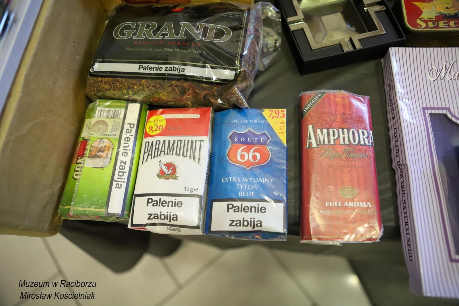 Zdjęcie w galerii na portalu naszraciborz.pl: Skarby Tomasza Pluty z Krzanowic. Zabiegają o nie filmowcy i muzea wiadomości z regionu