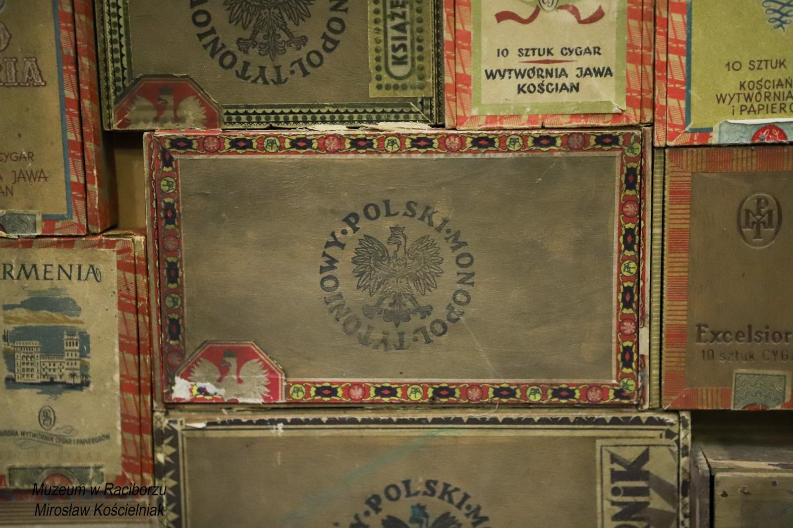 Zdjęcie w galerii na portalu naszraciborz.pl: Skarby Tomasza Pluty z Krzanowic. Zabiegają o nie filmowcy i muzea wiadomości z regionu