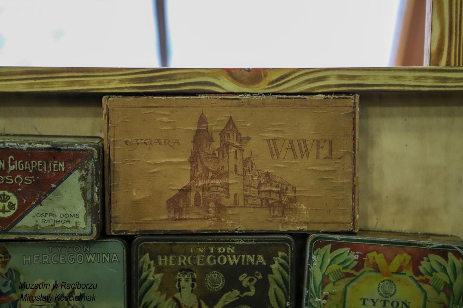 Zdjęcie w galerii na portalu naszraciborz.pl: Skarby Tomasza Pluty z Krzanowic. Zabiegają o nie filmowcy i muzea wiadomości z regionu