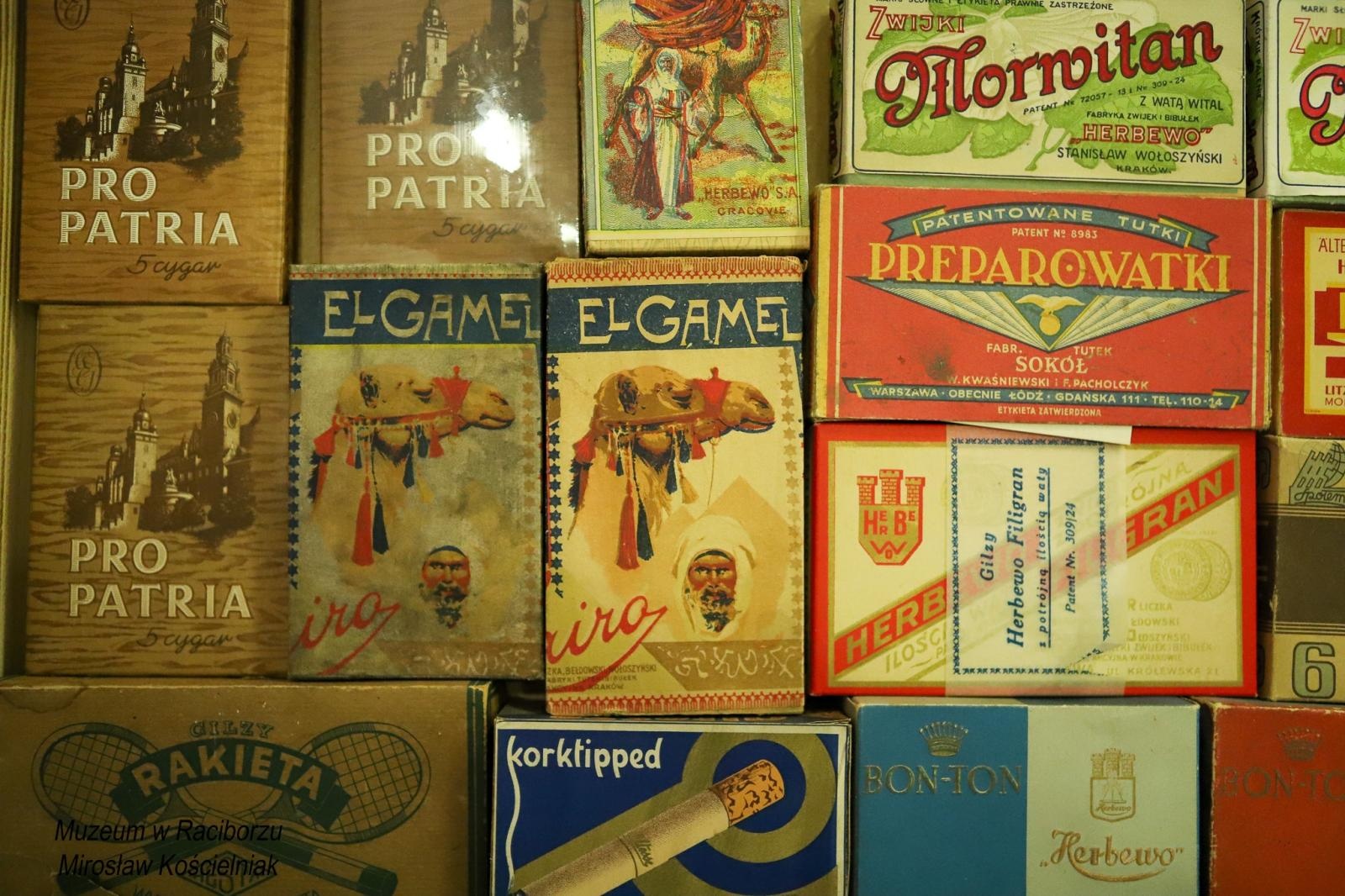 Zdjęcie w galerii na portalu naszraciborz.pl: Skarby Tomasza Pluty z Krzanowic. Zabiegają o nie filmowcy i muzea wiadomości z regionu