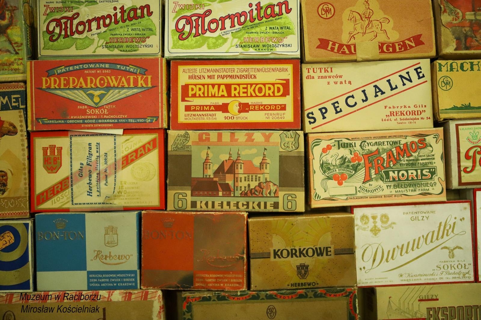 Zdjęcie w galerii na portalu naszraciborz.pl: Skarby Tomasza Pluty z Krzanowic. Zabiegają o nie filmowcy i muzea wiadomości z regionu