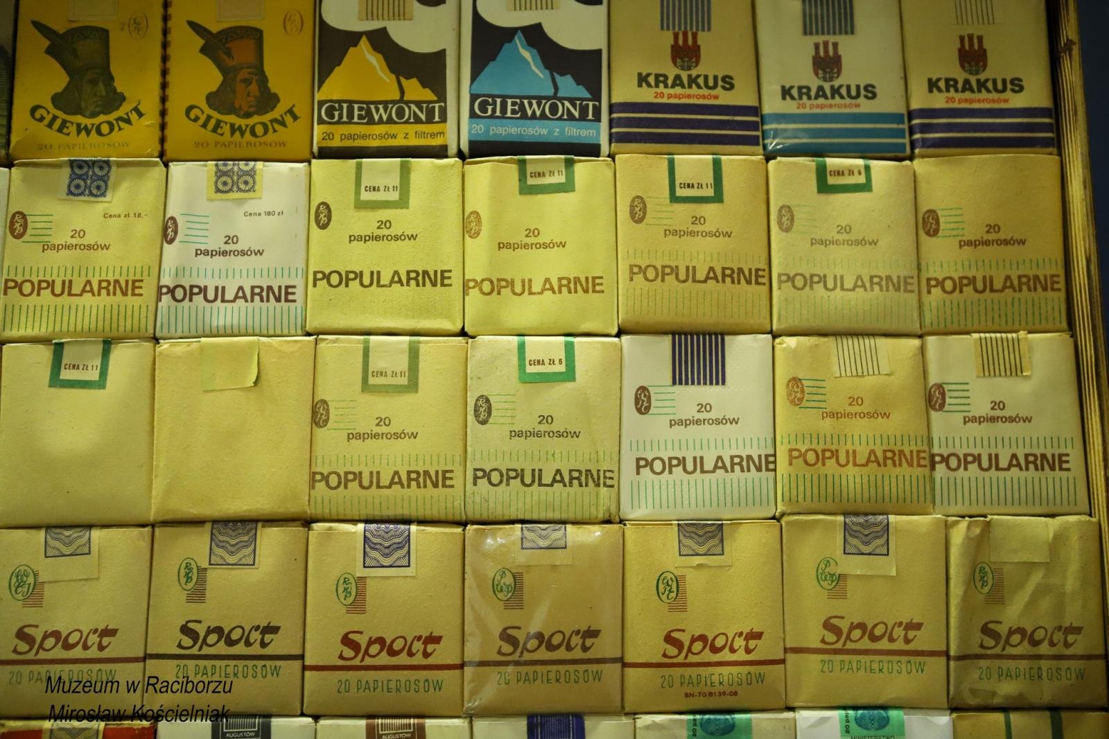 Zdjęcie w galerii na portalu naszraciborz.pl: Skarby Tomasza Pluty z Krzanowic. Zabiegają o nie filmowcy i muzea wiadomości z regionu