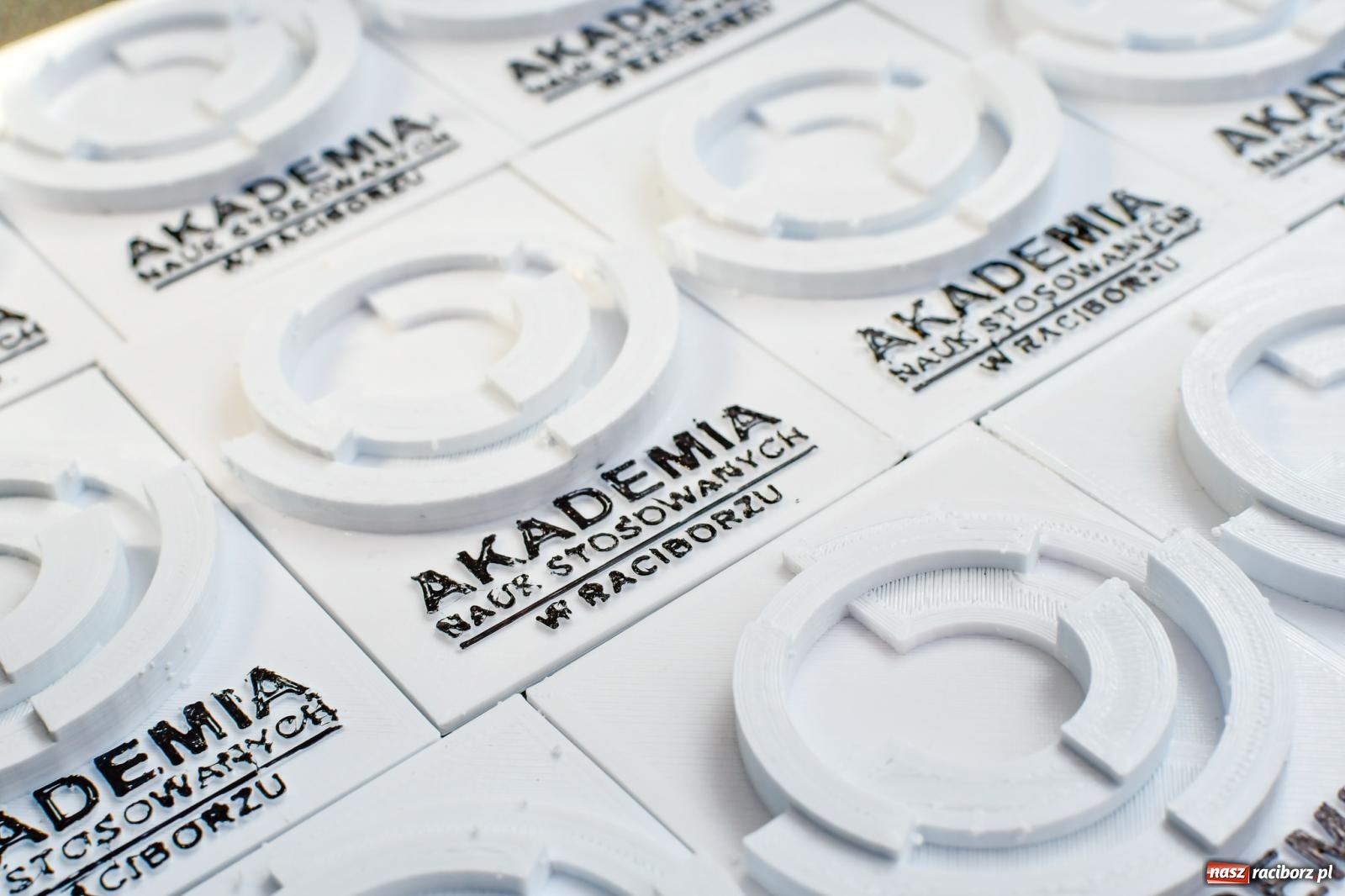 Zdjęcie w galerii na portalu naszraciborz.pl: Nauka zagościła nad Odrą. Trzecia Edycja Festiwalu Odkrywców w Raciborzu wiadomości z regionu