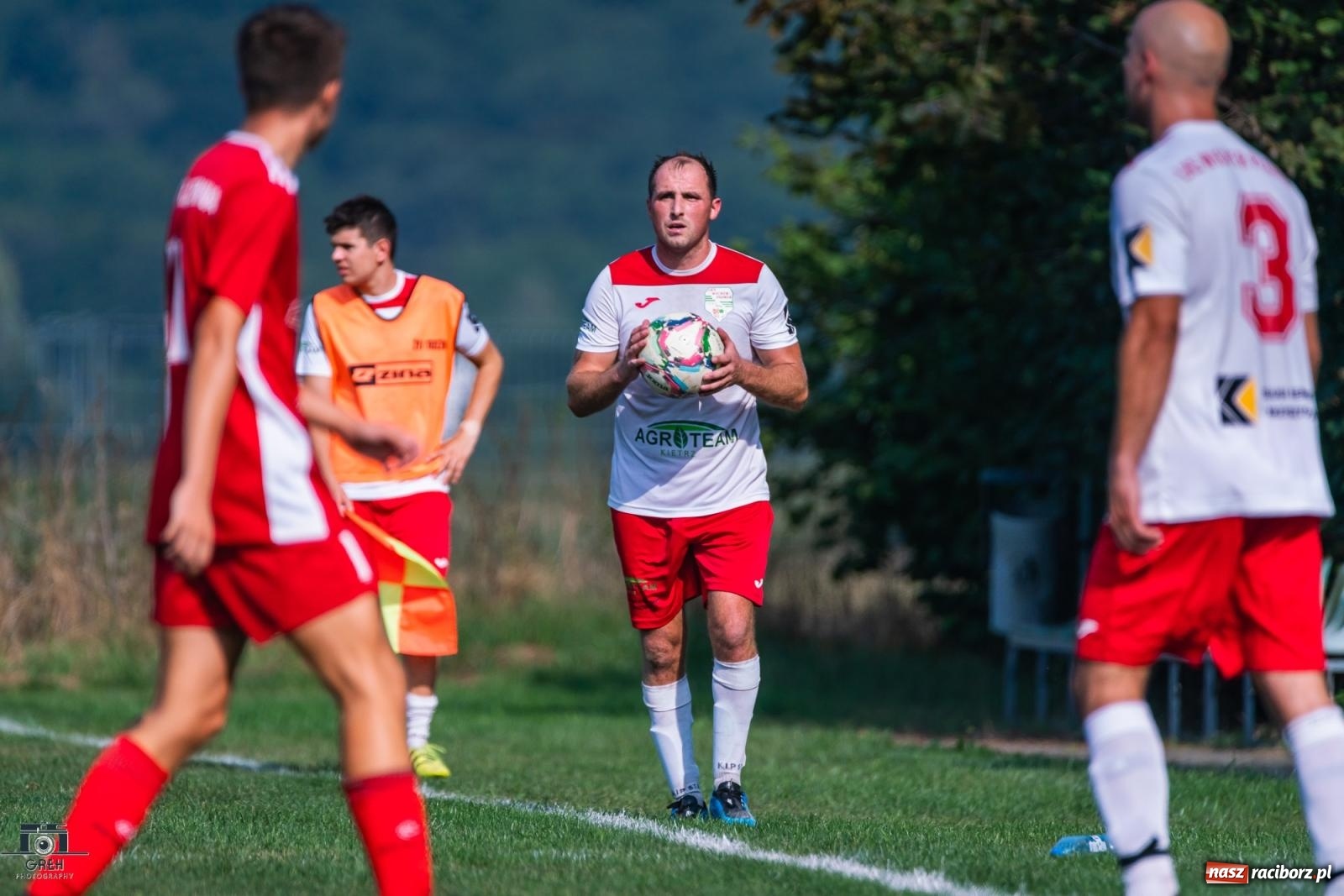 Zdjęcie w galerii na portalu naszraciborz.pl: C-klasowe derby Raciborza dla rezerw Studziennej [FOTO] wiadomości z regionu