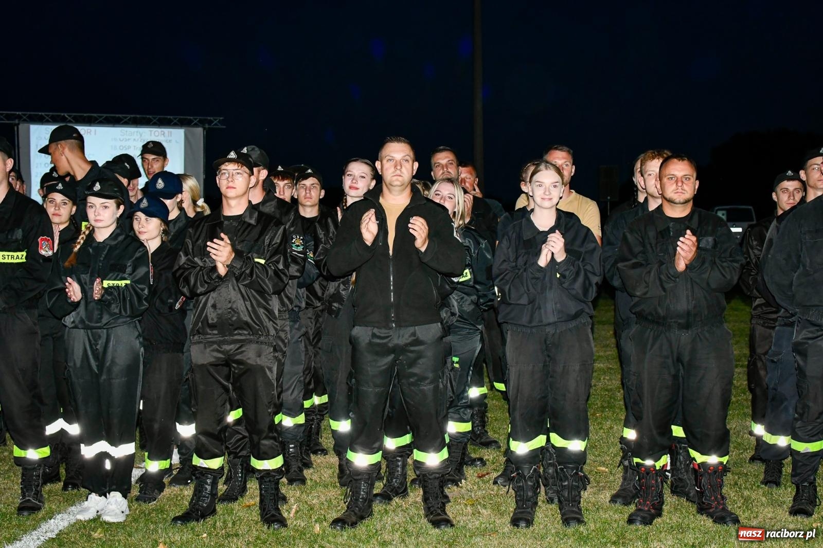 Zdjęcie w galerii na portalu naszraciborz.pl: Samborowice postawiły na strażacki Armagedon [FOTO i WIDEO] wiadomości z regionu