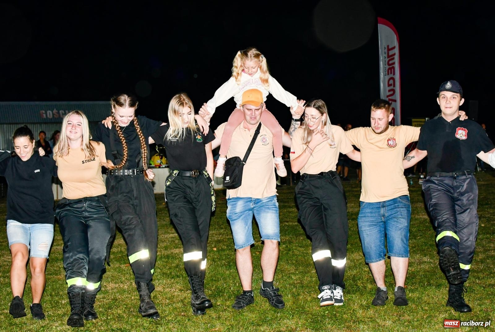Zdjęcie w galerii na portalu naszraciborz.pl: Samborowice postawiły na strażacki Armagedon [FOTO i WIDEO] wiadomości z regionu