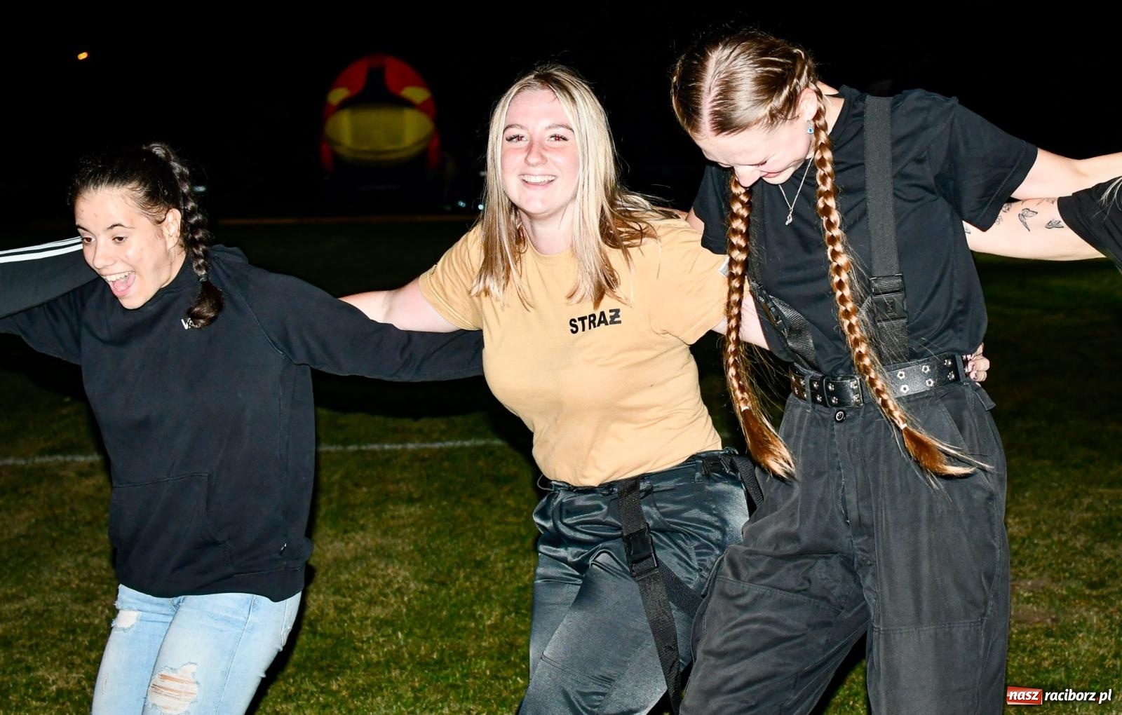 Zdjęcie w galerii na portalu naszraciborz.pl: Samborowice postawiły na strażacki Armagedon [FOTO i WIDEO] wiadomości z regionu