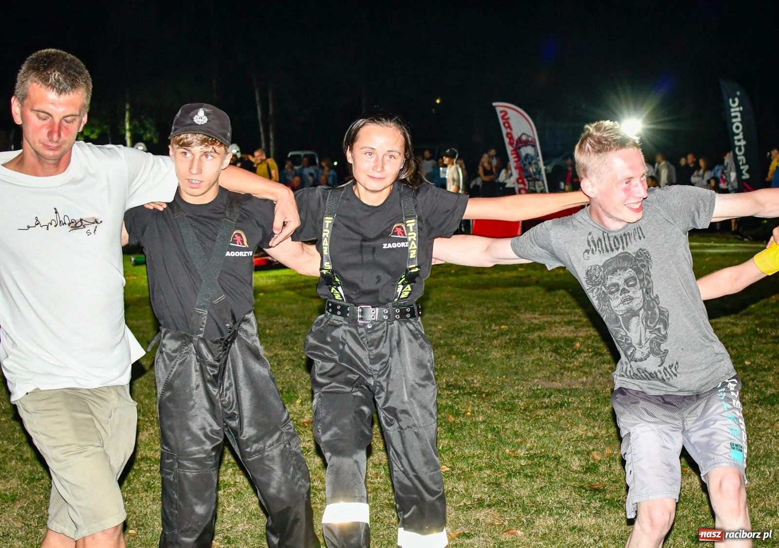 Zdjęcie w galerii na portalu naszraciborz.pl: Samborowice postawiły na strażacki Armagedon [FOTO i WIDEO] wiadomości z regionu