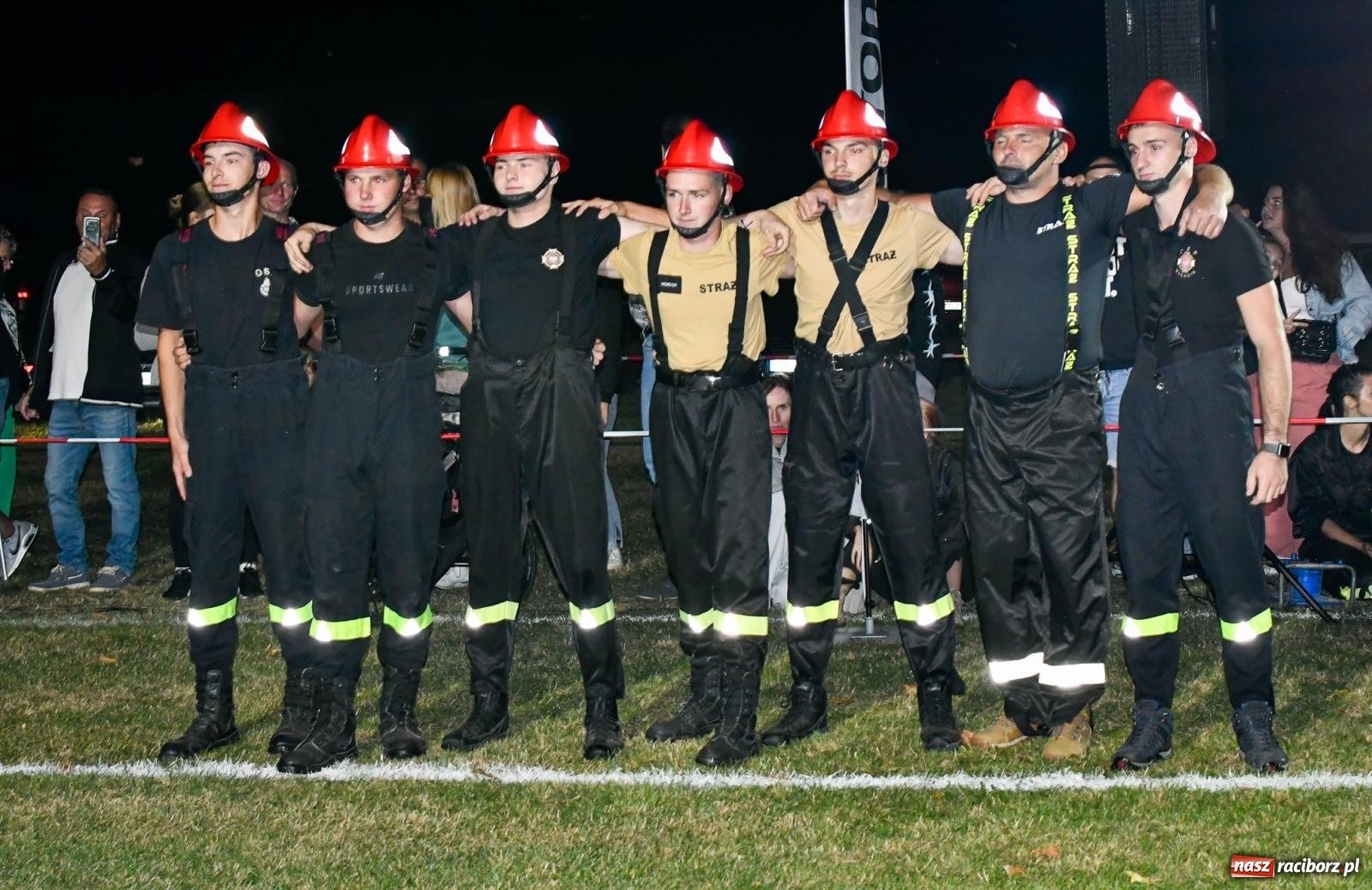 Zdjęcie w galerii na portalu naszraciborz.pl: Samborowice postawiły na strażacki Armagedon [FOTO i WIDEO] wiadomości z regionu