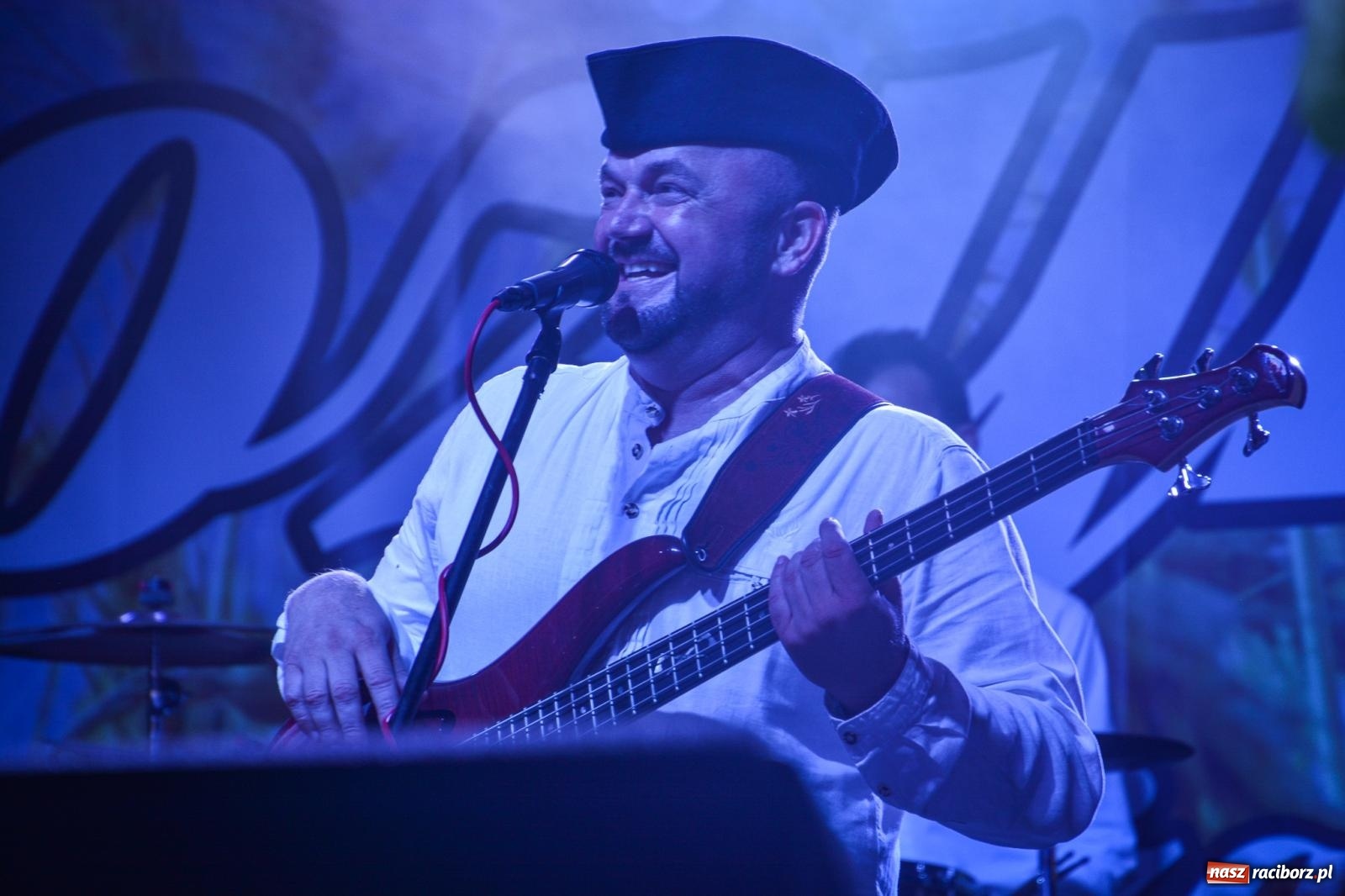 Zdjęcie w galerii na portalu naszraciborz.pl: Dożynki gminy Krzyżanowice: Góralska kapela Baciary na starcie świętowania w Bolesławiu [FOTO i WIDEO] wiadomości z regionu