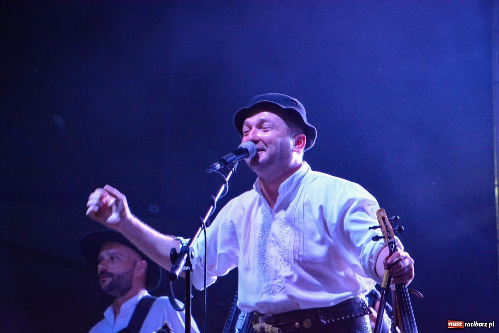 Zdjęcie w galerii na portalu naszraciborz.pl: Dożynki gminy Krzyżanowice: Góralska kapela Baciary na starcie świętowania w Bolesławiu [FOTO i WIDEO] wiadomości z regionu