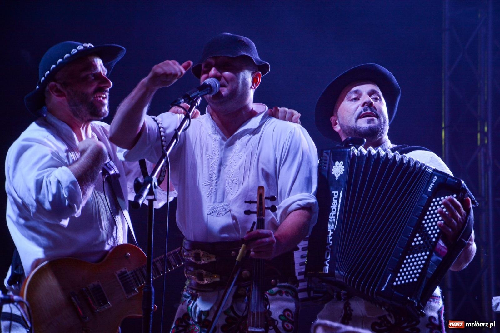 Zdjęcie w galerii na portalu naszraciborz.pl: Dożynki gminy Krzyżanowice: Góralska kapela Baciary na starcie świętowania w Bolesławiu [FOTO i WIDEO] wiadomości z regionu