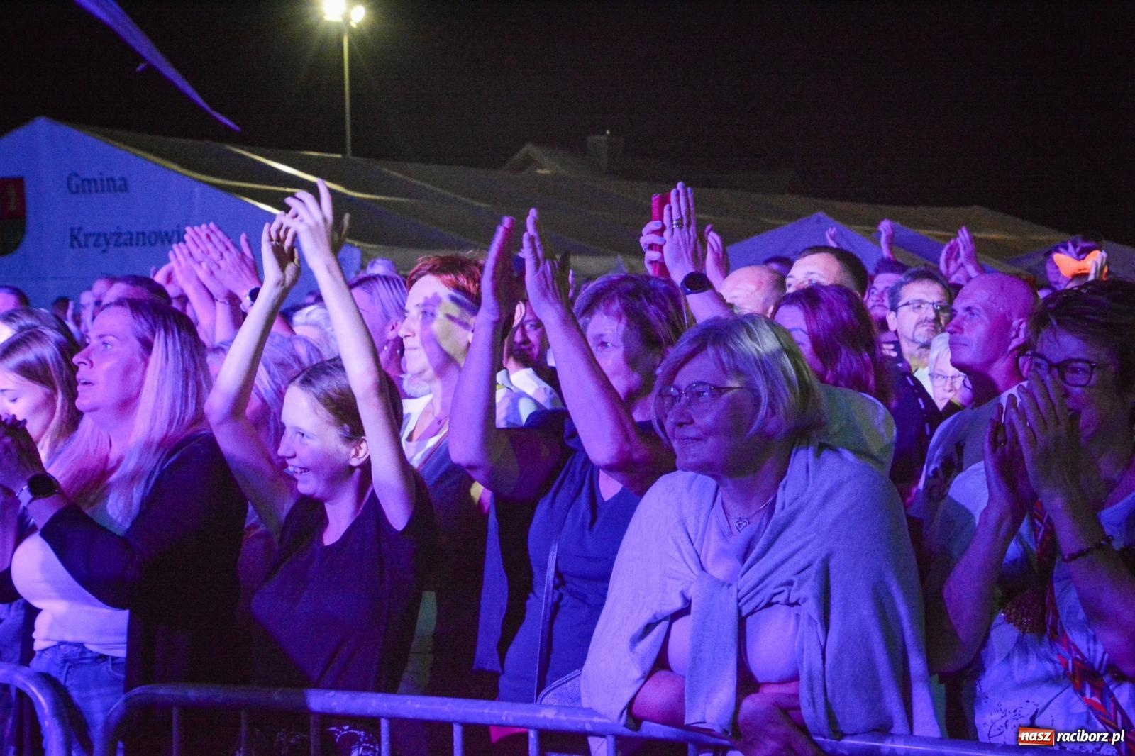 Zdjęcie w galerii na portalu naszraciborz.pl: Dożynki gminy Krzyżanowice: Góralska kapela Baciary na starcie świętowania w Bolesławiu [FOTO i WIDEO] wiadomości z regionu
