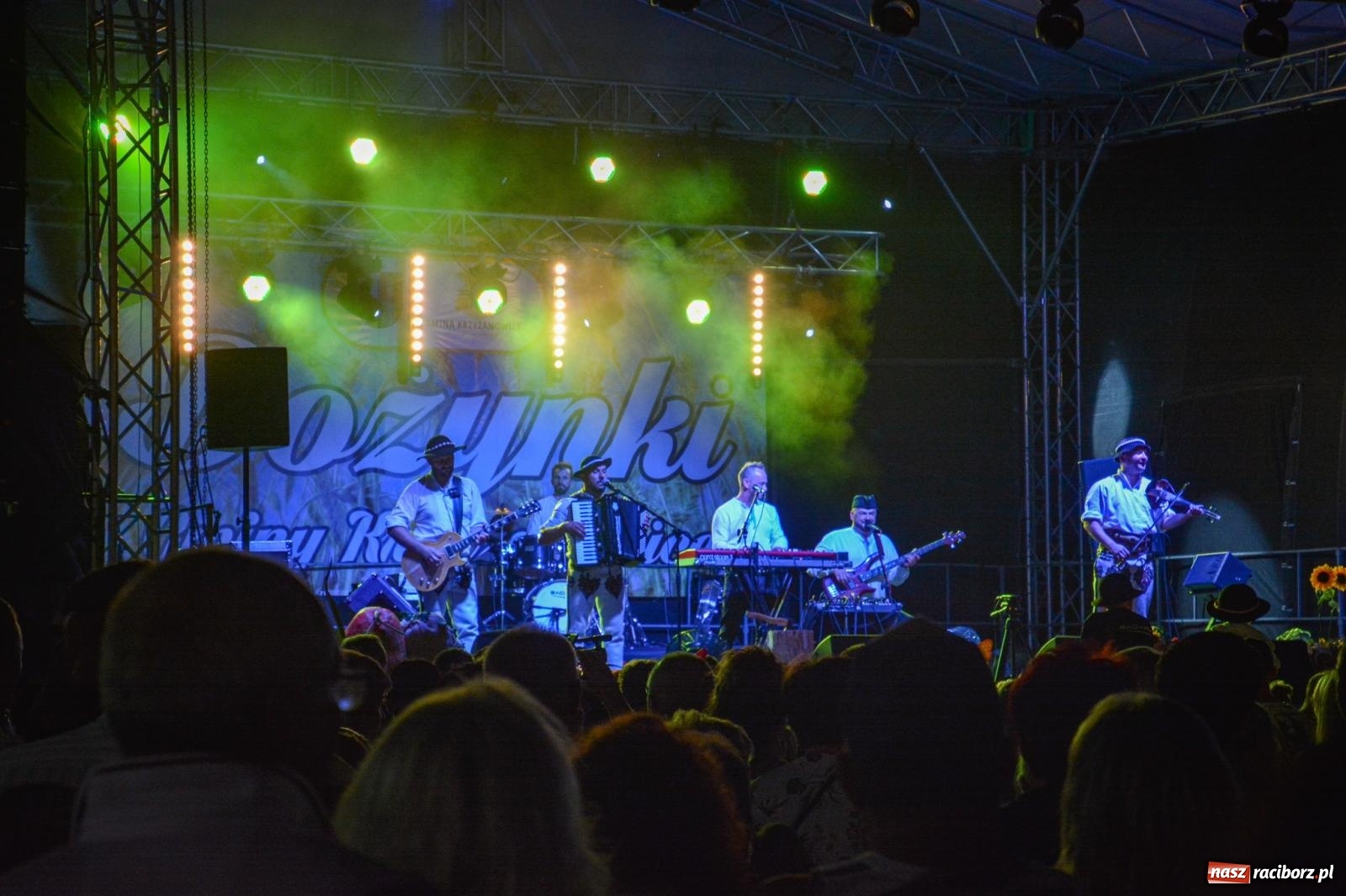 Zdjęcie w galerii na portalu naszraciborz.pl: Dożynki gminy Krzyżanowice: Góralska kapela Baciary na starcie świętowania w Bolesławiu [FOTO i WIDEO] wiadomości z regionu