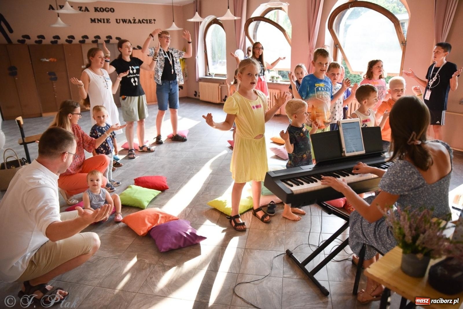 Zdjęcie w galerii na portalu naszraciborz.pl: XXXIII Raciborski Festiwal Spotkałem Pana [FOTO i WIDEO] wiadomości z regionu