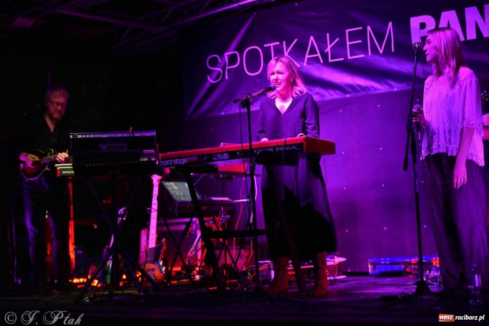 Zdjęcie w galerii na portalu naszraciborz.pl: XXXIII Raciborski Festiwal Spotkałem Pana [FOTO i WIDEO] wiadomości z regionu