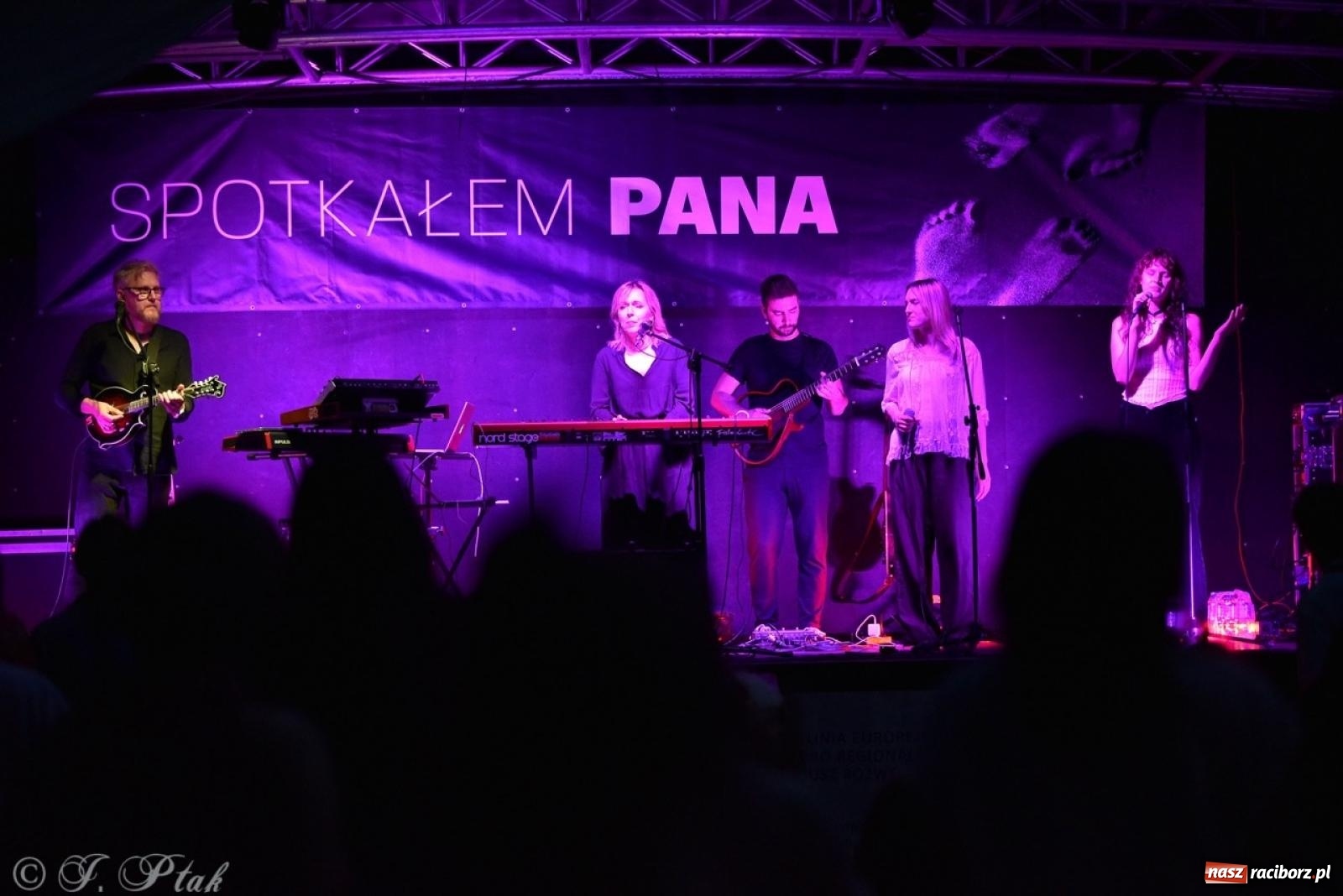 Zdjęcie w galerii na portalu naszraciborz.pl: XXXIII Raciborski Festiwal Spotkałem Pana [FOTO i WIDEO] wiadomości z regionu