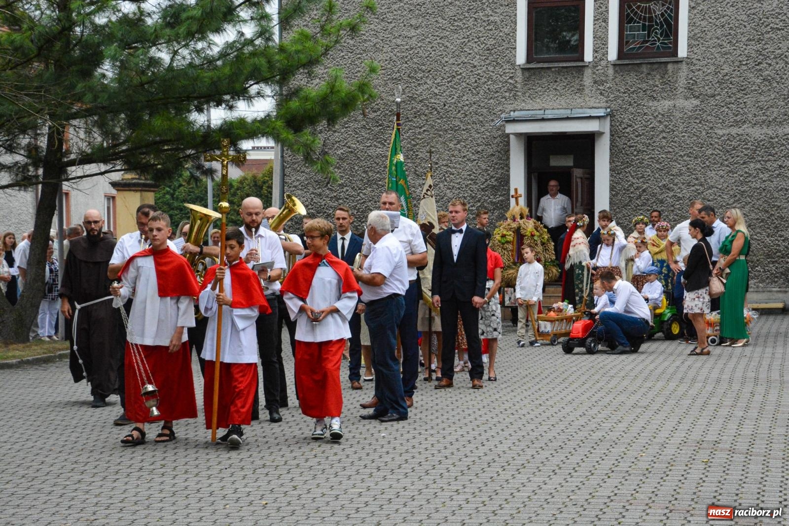 Zdjęcie w galerii na portalu naszraciborz.pl: Dożynki w parafii pw. św. Paschalisa w Raciborzu Płoni [FOTO i WIDEO] wiadomości z regionu