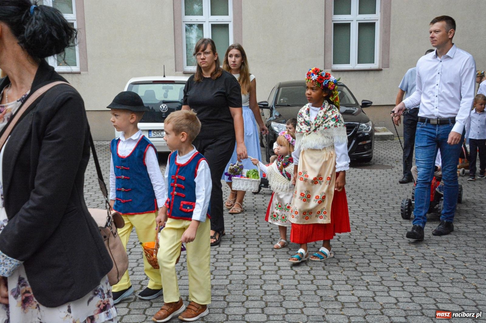 Zdjęcie w galerii na portalu naszraciborz.pl: Dożynki w parafii pw. św. Paschalisa w Raciborzu Płoni [FOTO i WIDEO] wiadomości z regionu