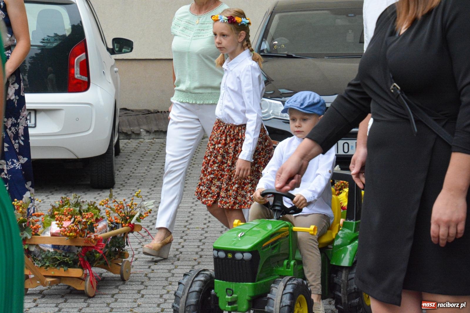 Zdjęcie w galerii na portalu naszraciborz.pl: Dożynki w parafii pw. św. Paschalisa w Raciborzu Płoni [FOTO i WIDEO] wiadomości z regionu