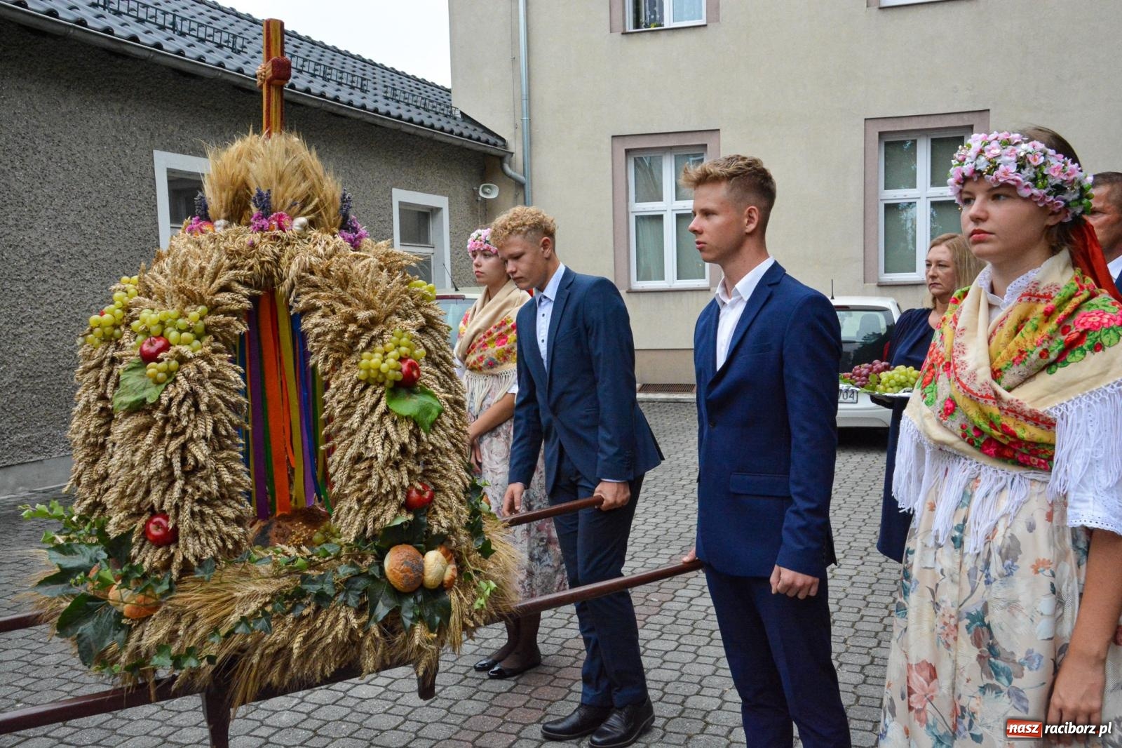 Zdjęcie w galerii na portalu naszraciborz.pl: Dożynki w parafii pw. św. Paschalisa w Raciborzu Płoni [FOTO i WIDEO] wiadomości z regionu