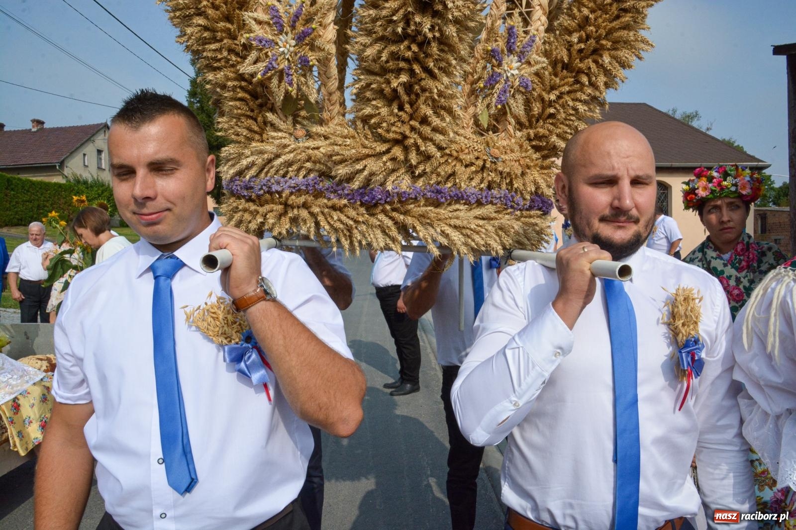 Zdjęcie w galerii na portalu naszraciborz.pl: Dożynki w parafii Łubowice. Gospodarzem Ligota Książęca wiadomości z regionu