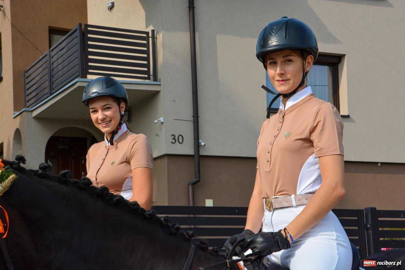 Zdjęcie w galerii na portalu naszraciborz.pl: Dożynki w parafii Łubowice. Gospodarzem Ligota Książęca wiadomości z regionu