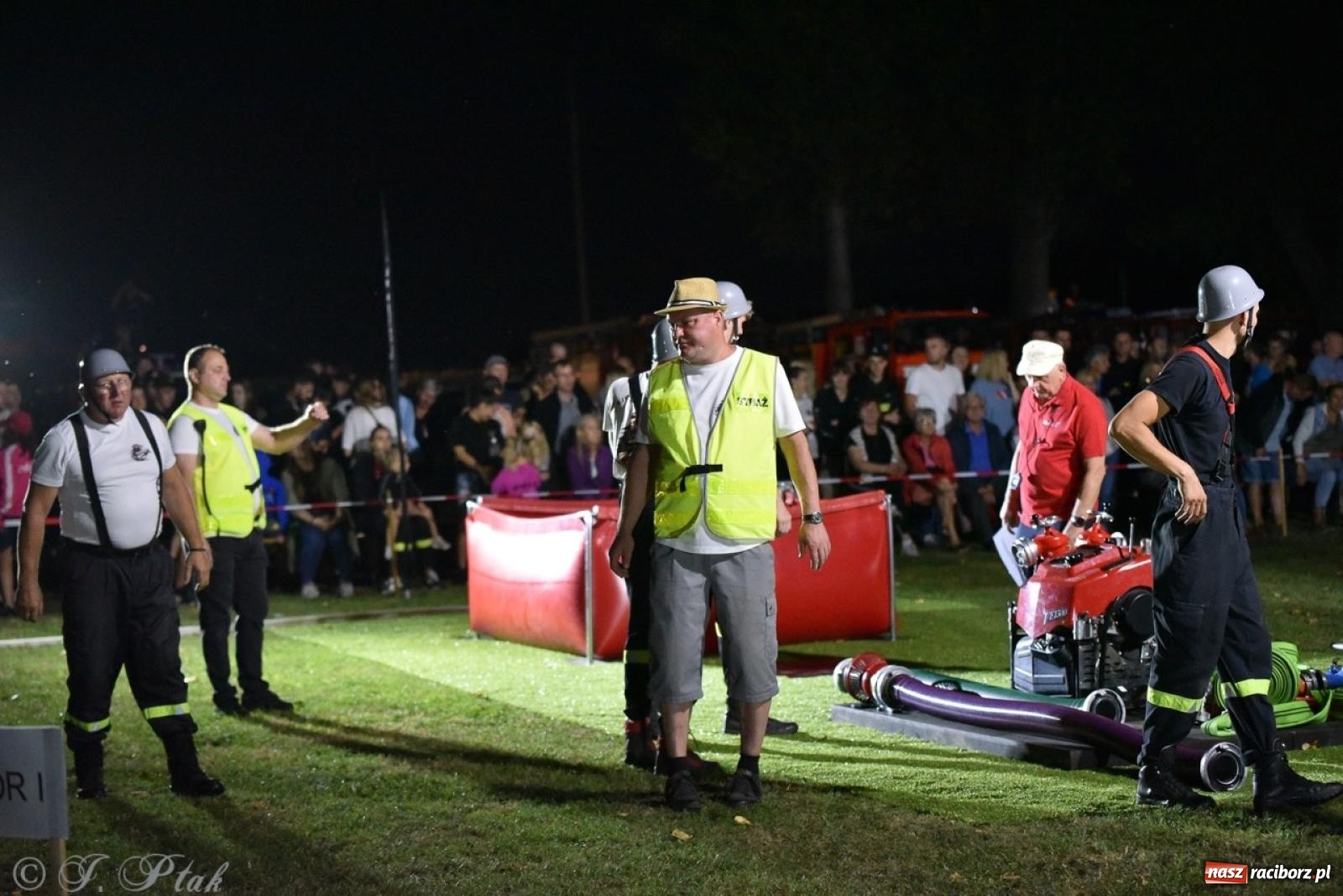 Zdjęcie w galerii na portalu naszraciborz.pl: Kosmiczny wynik OSP Krzanowice na Samborowickim Armagedonie [FOTO i WIDEO] wiadomości z regionu