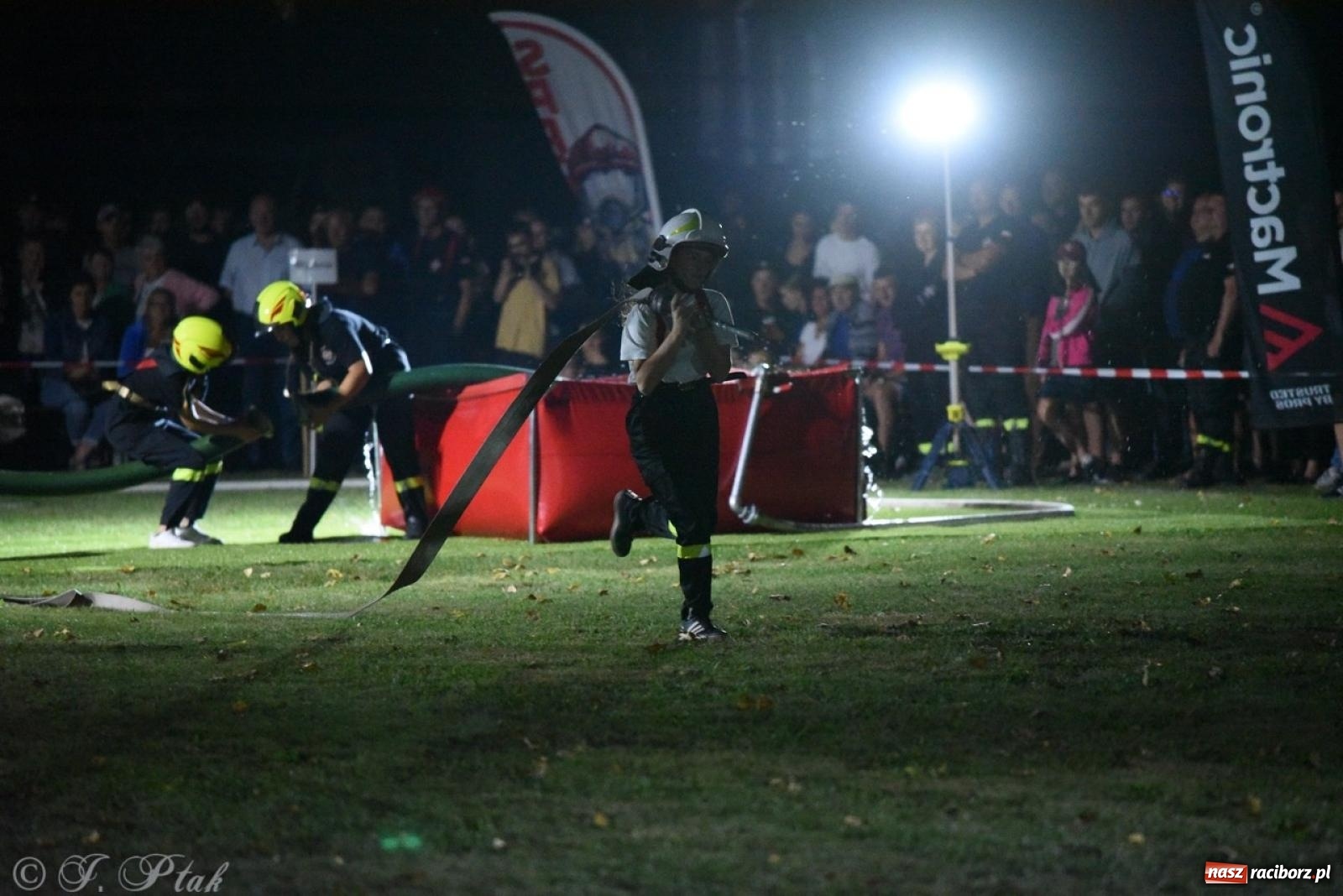 Zdjęcie w galerii na portalu naszraciborz.pl: Kosmiczny wynik OSP Krzanowice na Samborowickim Armagedonie [FOTO i WIDEO] wiadomości z regionu