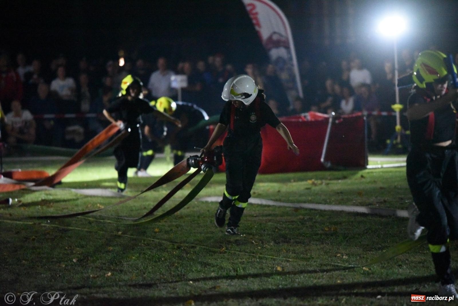 Zdjęcie w galerii na portalu naszraciborz.pl: Kosmiczny wynik OSP Krzanowice na Samborowickim Armagedonie [FOTO i WIDEO] wiadomości z regionu