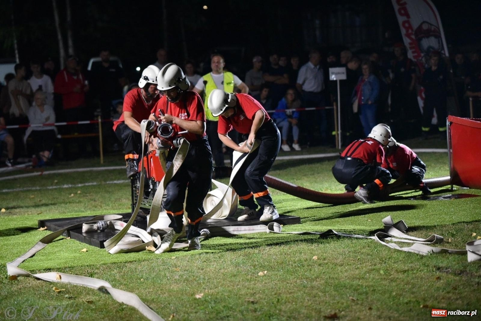 Zdjęcie w galerii na portalu naszraciborz.pl: Kosmiczny wynik OSP Krzanowice na Samborowickim Armagedonie [FOTO i WIDEO] wiadomości z regionu