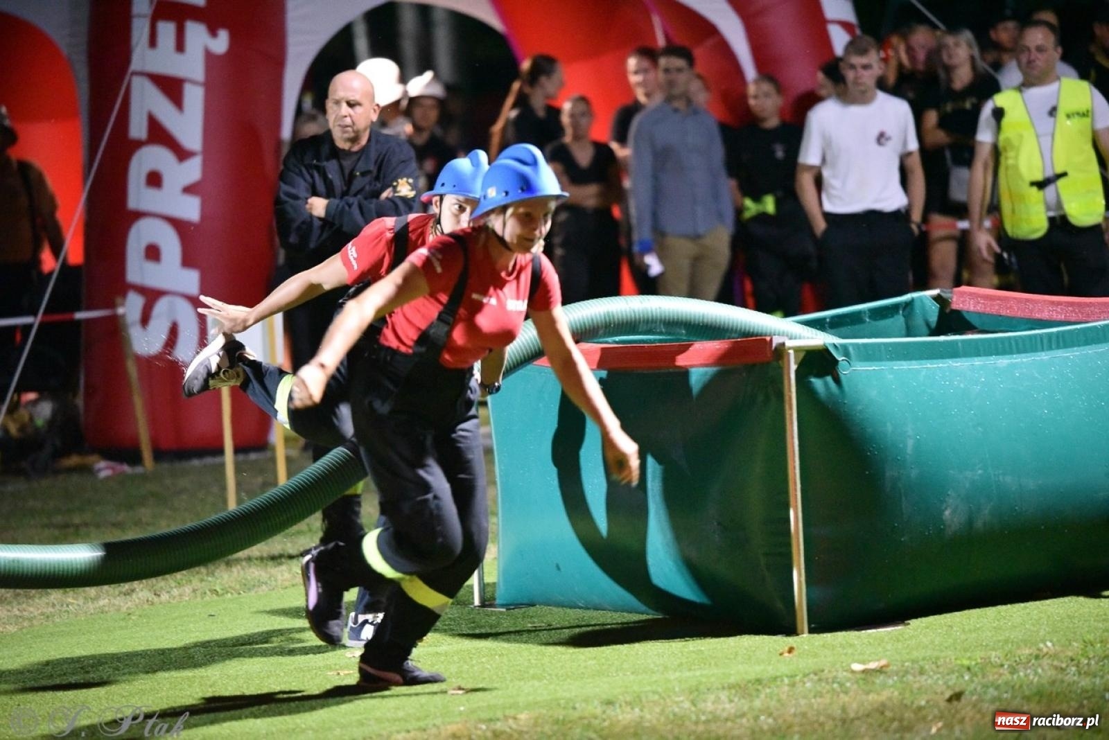 Zdjęcie w galerii na portalu naszraciborz.pl: Kosmiczny wynik OSP Krzanowice na Samborowickim Armagedonie [FOTO i WIDEO] wiadomości z regionu