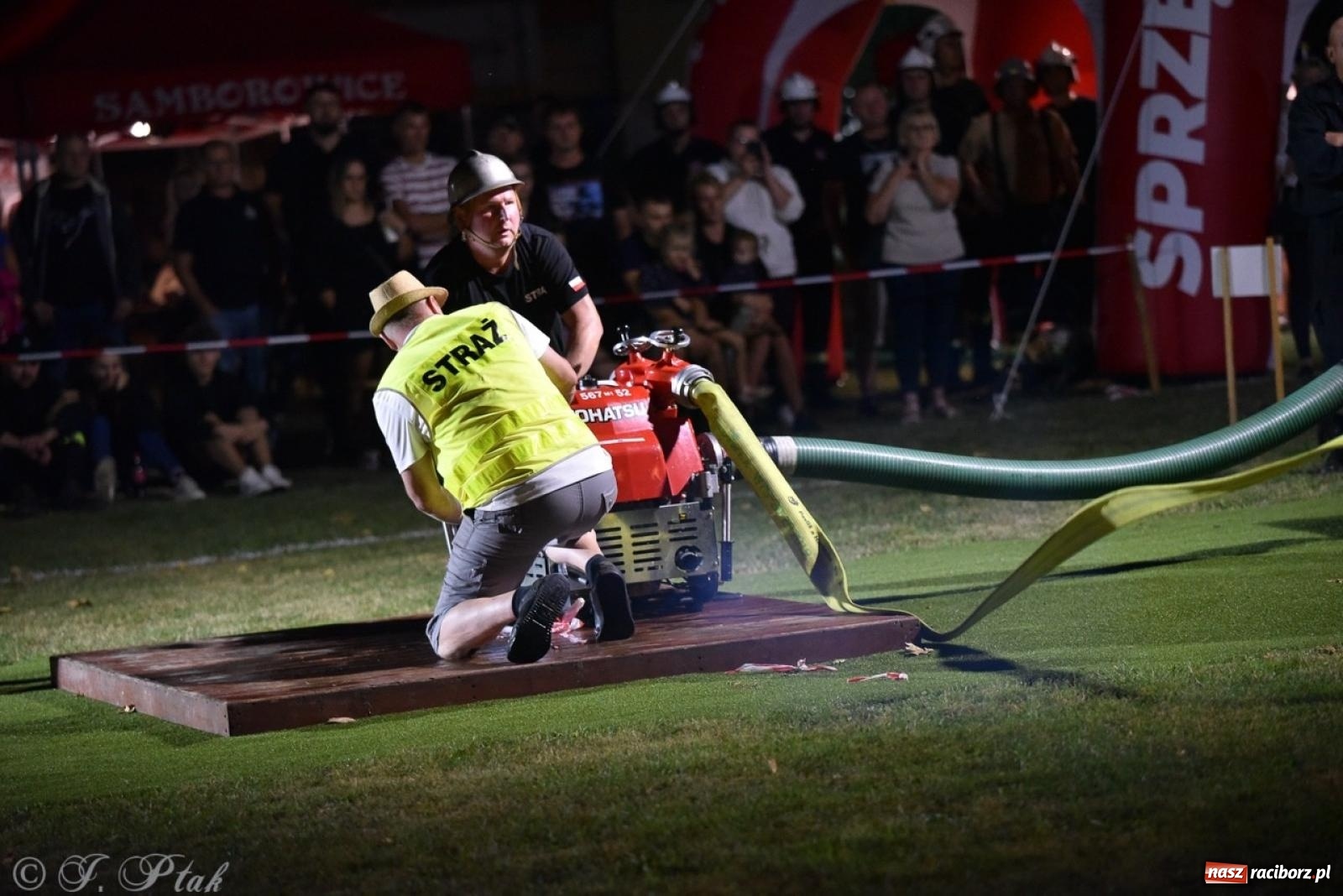 Zdjęcie w galerii na portalu naszraciborz.pl: Kosmiczny wynik OSP Krzanowice na Samborowickim Armagedonie [FOTO i WIDEO] wiadomości z regionu