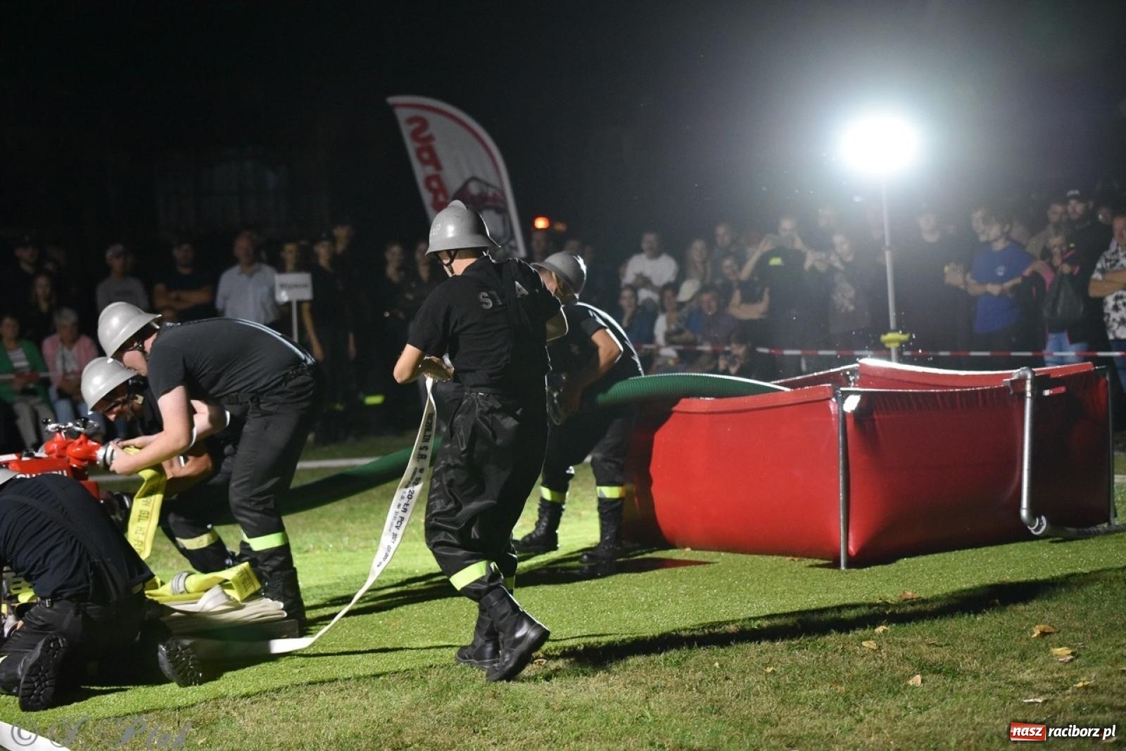 Zdjęcie w galerii na portalu naszraciborz.pl: Kosmiczny wynik OSP Krzanowice na Samborowickim Armagedonie [FOTO i WIDEO] wiadomości z regionu