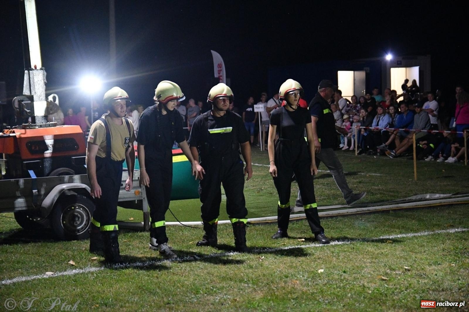 Zdjęcie w galerii na portalu naszraciborz.pl: Kosmiczny wynik OSP Krzanowice na Samborowickim Armagedonie [FOTO i WIDEO] wiadomości z regionu
