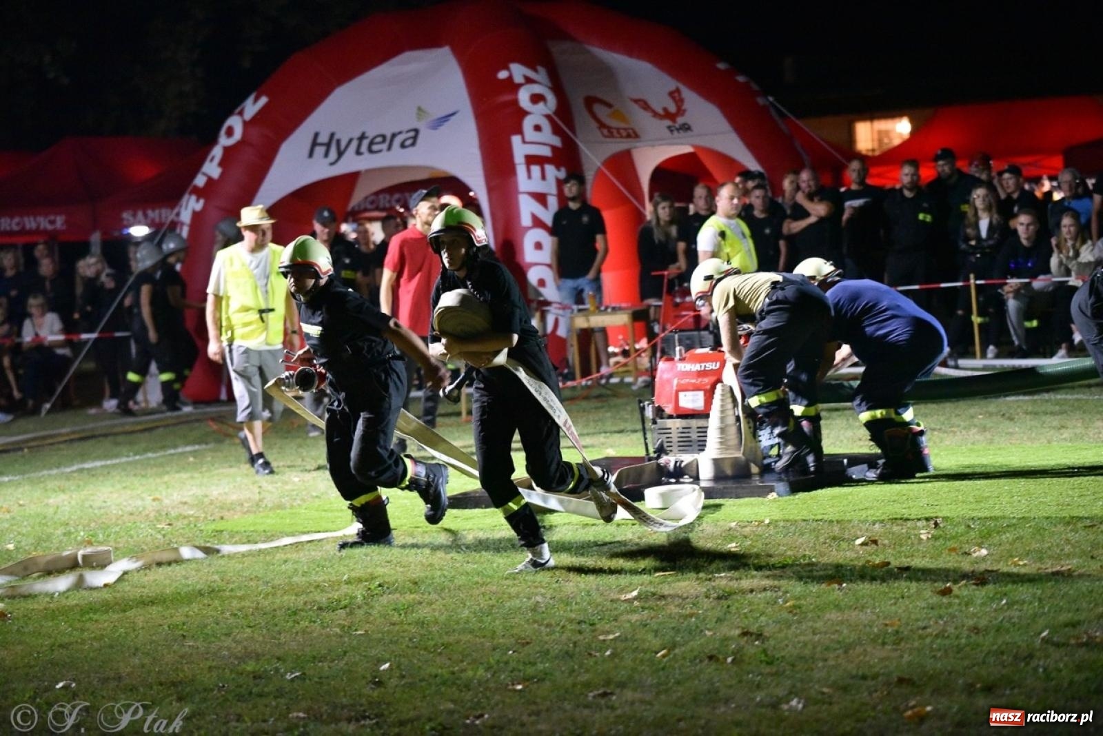 Zdjęcie w galerii na portalu naszraciborz.pl: Kosmiczny wynik OSP Krzanowice na Samborowickim Armagedonie [FOTO i WIDEO] wiadomości z regionu