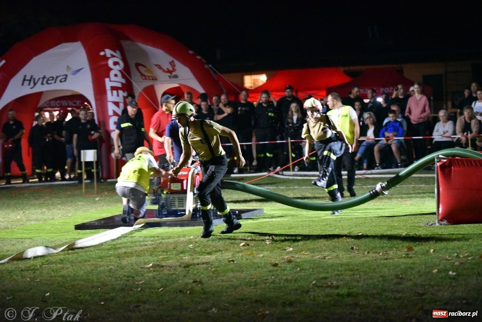 Zdjęcie w galerii na portalu naszraciborz.pl: Kosmiczny wynik OSP Krzanowice na Samborowickim Armagedonie [FOTO i WIDEO] wiadomości z regionu