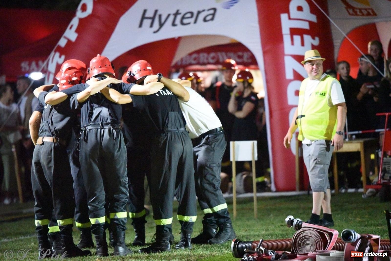 Zdjęcie w galerii na portalu naszraciborz.pl: Kosmiczny wynik OSP Krzanowice na Samborowickim Armagedonie [FOTO i WIDEO] wiadomości z regionu