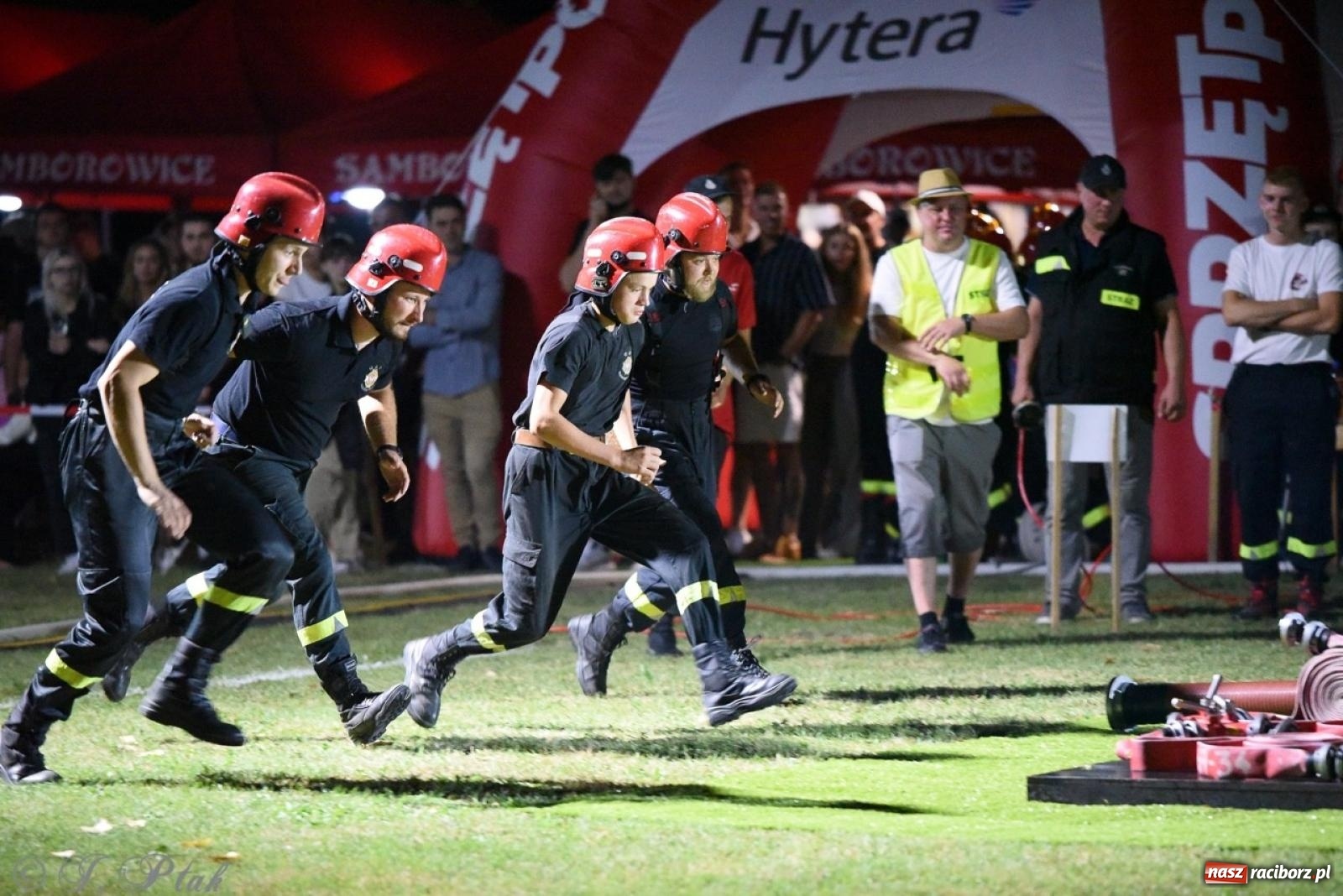 Zdjęcie w galerii na portalu naszraciborz.pl: Kosmiczny wynik OSP Krzanowice na Samborowickim Armagedonie [FOTO i WIDEO] wiadomości z regionu