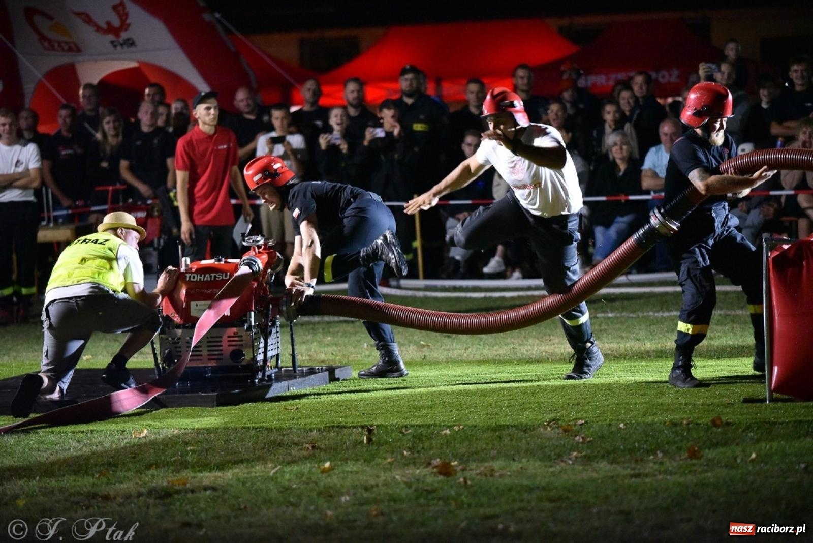 Zdjęcie w galerii na portalu naszraciborz.pl: Kosmiczny wynik OSP Krzanowice na Samborowickim Armagedonie [FOTO i WIDEO] wiadomości z regionu