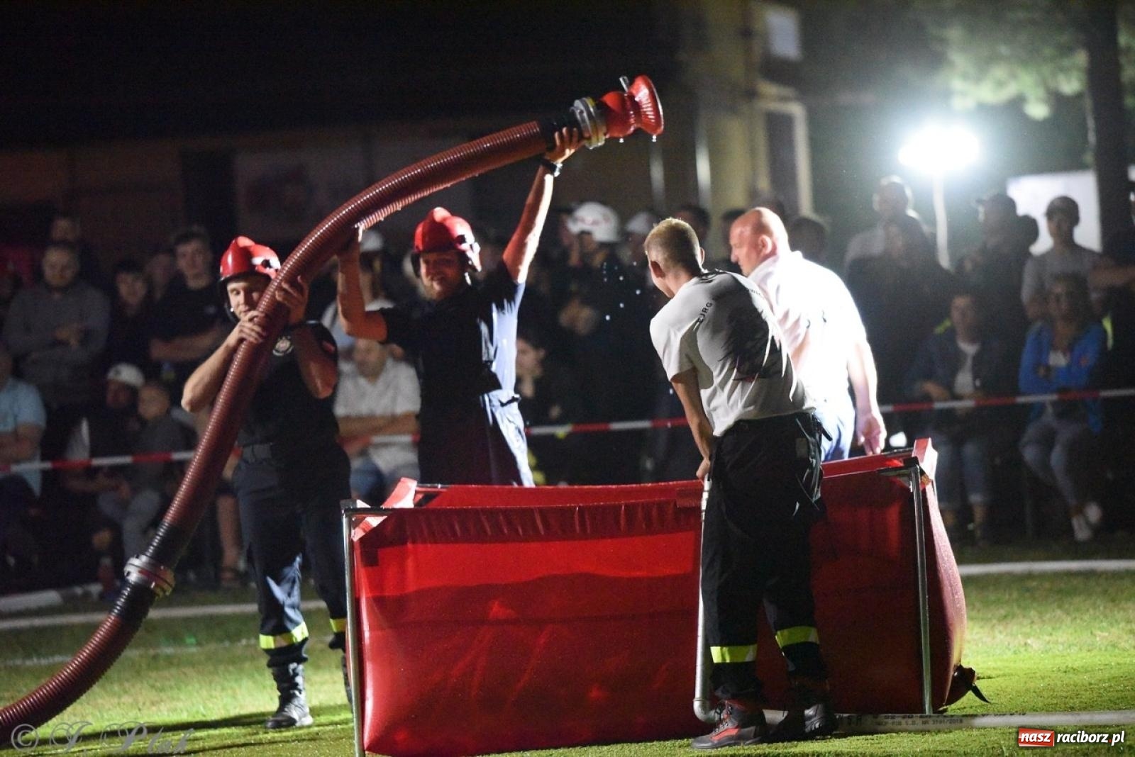 Zdjęcie w galerii na portalu naszraciborz.pl: Kosmiczny wynik OSP Krzanowice na Samborowickim Armagedonie [FOTO i WIDEO] wiadomości z regionu