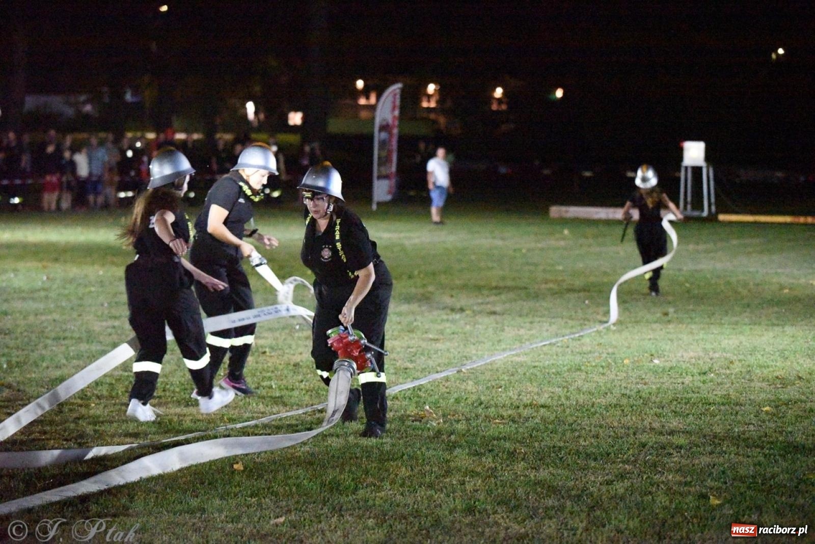 Zdjęcie w galerii na portalu naszraciborz.pl: Kosmiczny wynik OSP Krzanowice na Samborowickim Armagedonie [FOTO i WIDEO] wiadomości z regionu