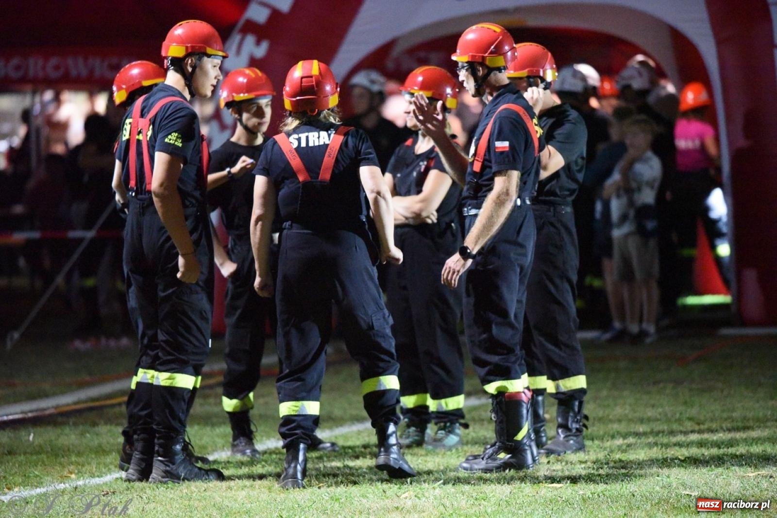 Zdjęcie w galerii na portalu naszraciborz.pl: Kosmiczny wynik OSP Krzanowice na Samborowickim Armagedonie [FOTO i WIDEO] wiadomości z regionu